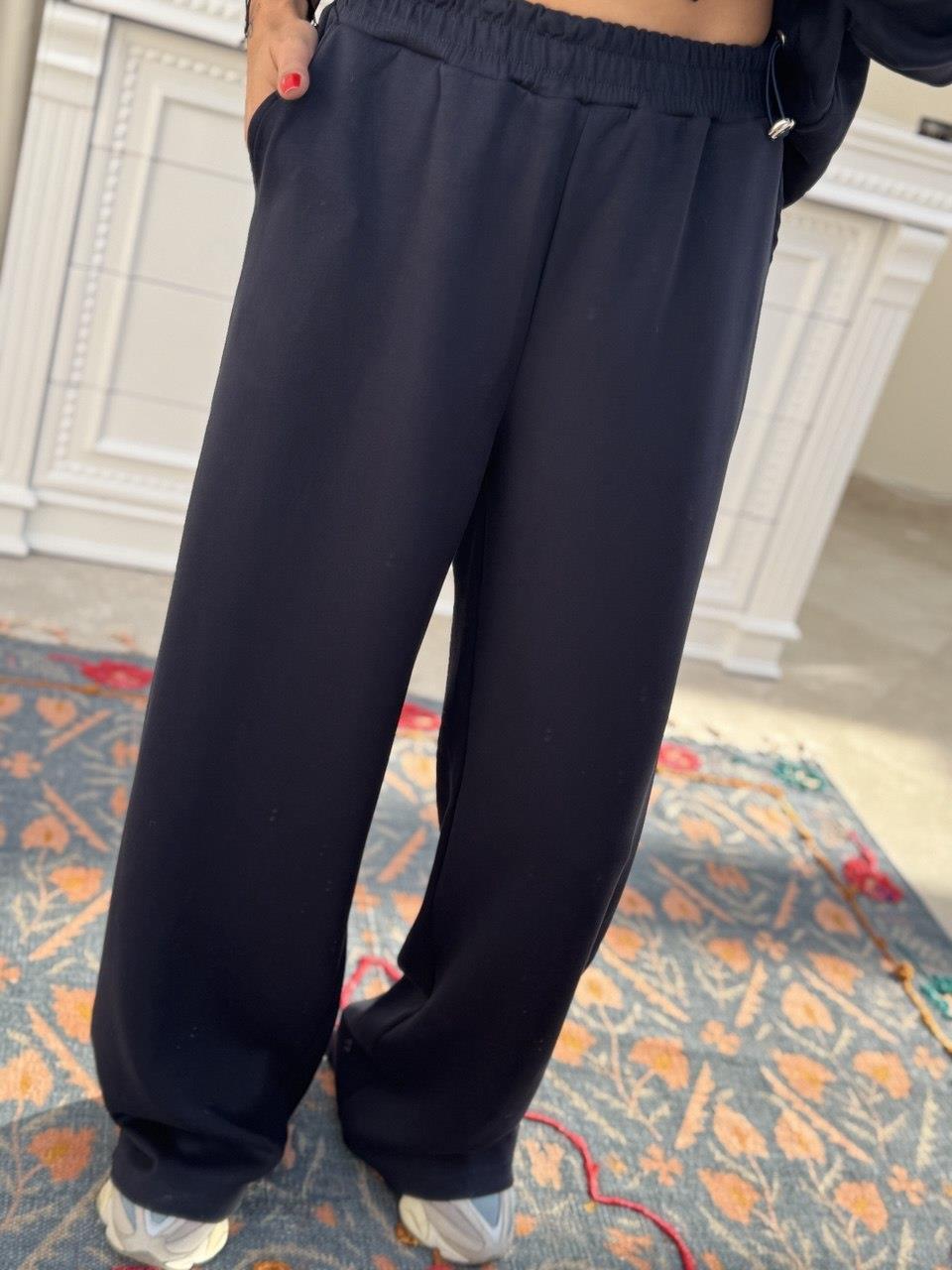 Modal fabric Suit with Waist Gathering Detail - navy blue
