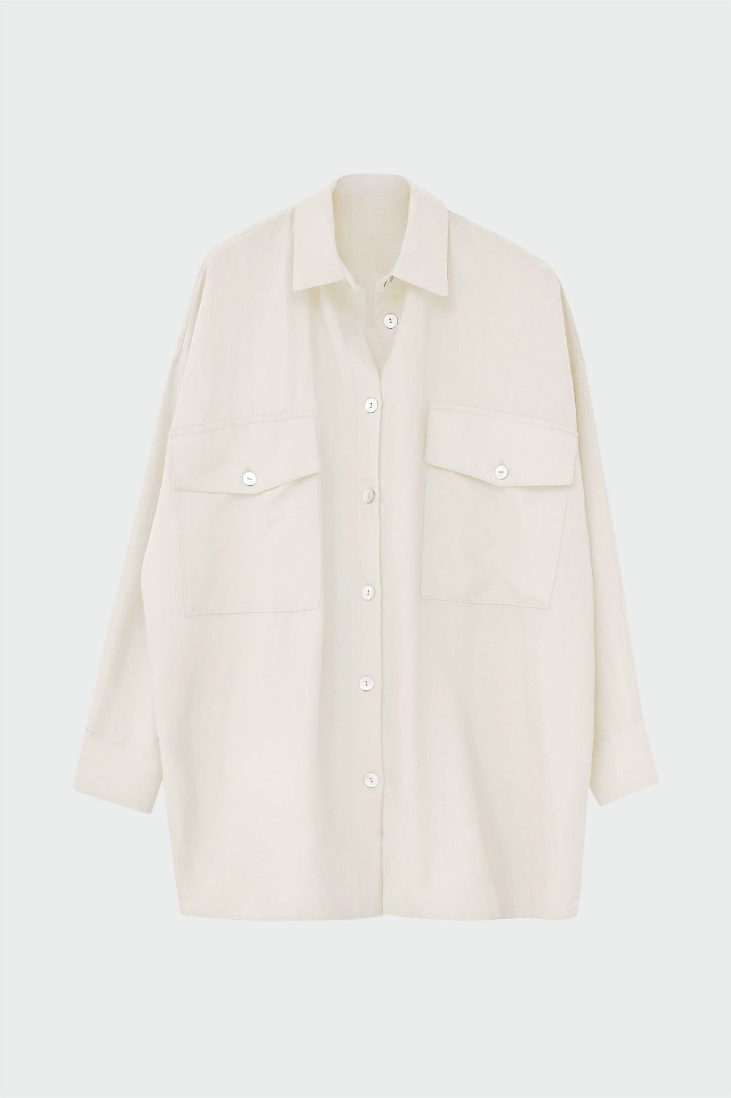 Silky fabric double pocket shirt