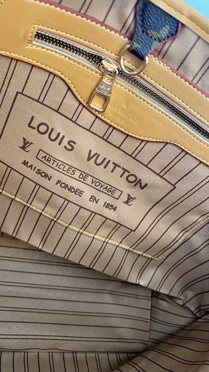 LV Never full tote bag