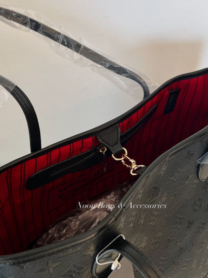 LV never full tote bag