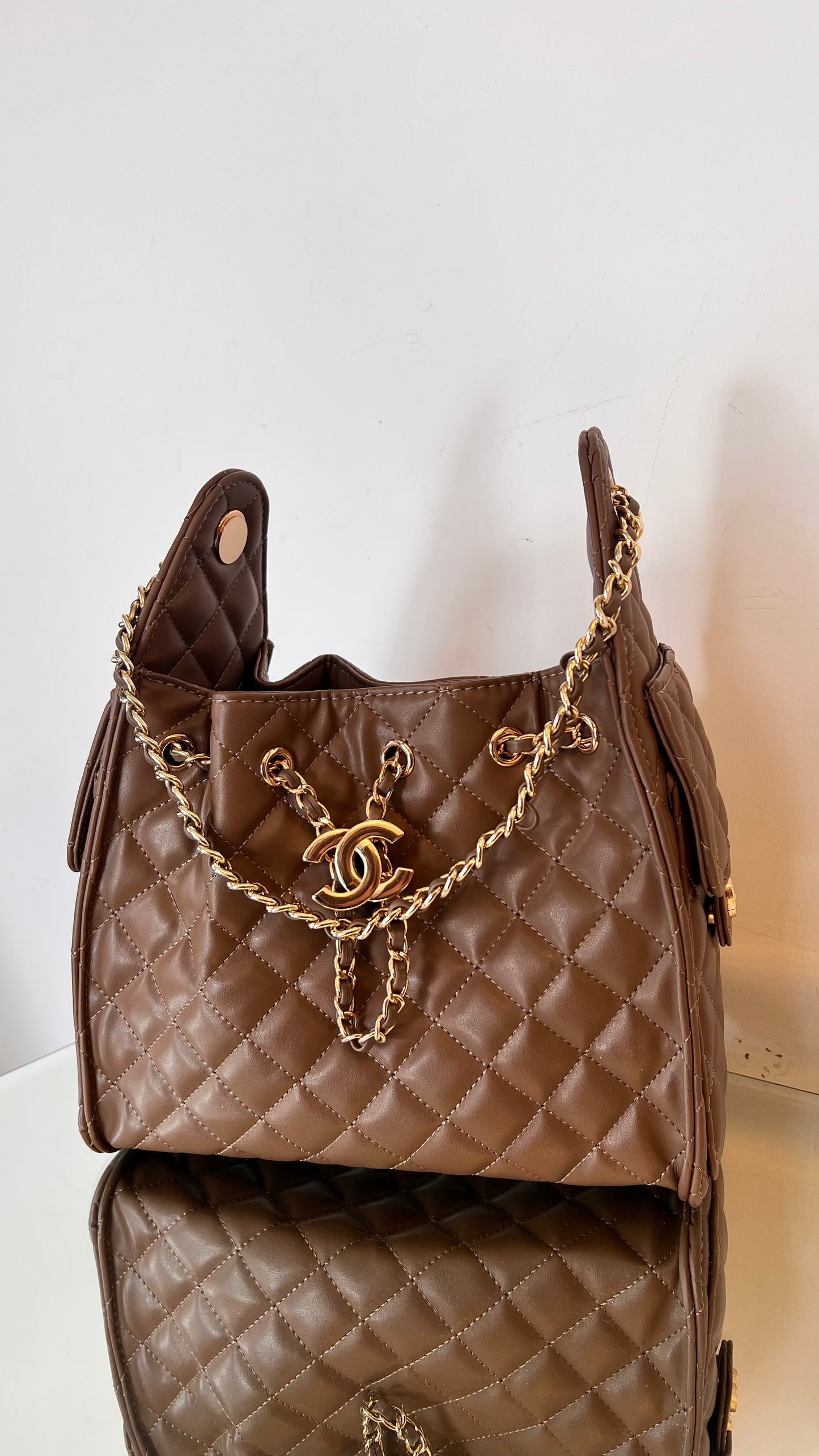 Chanel25 shoulder bag