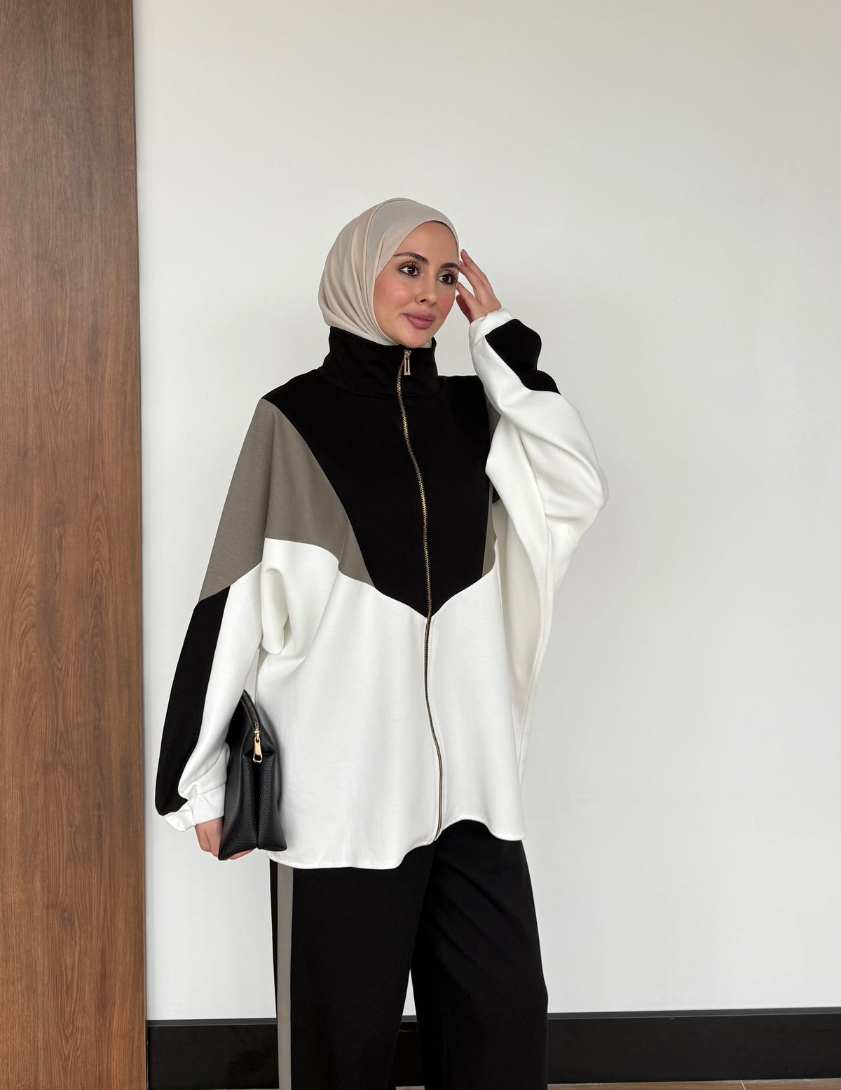 Contrast Panel Zip-Up Jacket & Wide-Leg Pants Set
