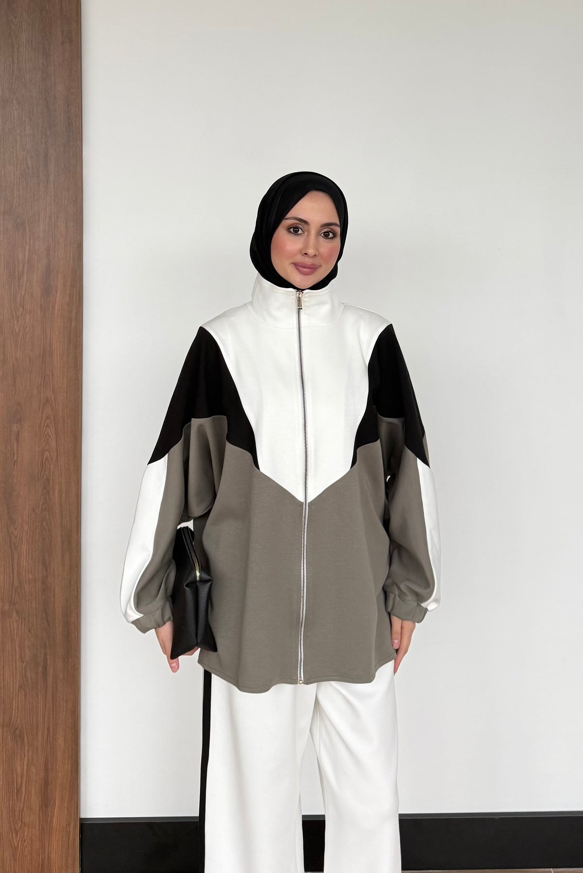 Contrast Panel Zip-Up Jacket & Wide-Leg Pants Set