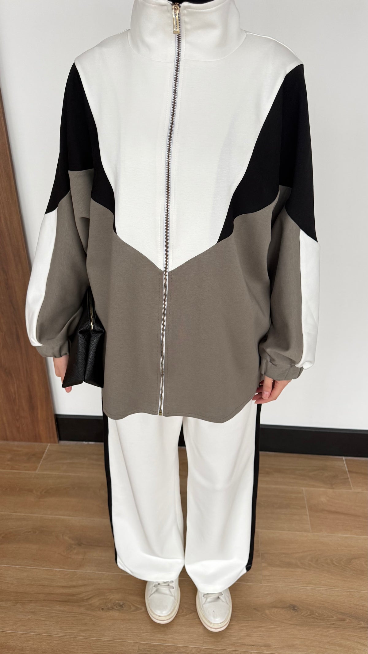 Contrast Panel Zip-Up Jacket & Wide-Leg Pants Set