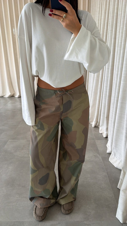 Drawstring Camouflage Wide-Leg Pants