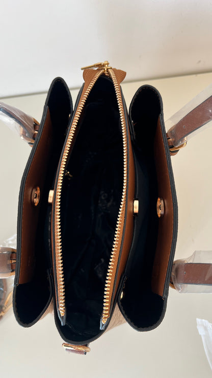 Coach medium bag (camel)