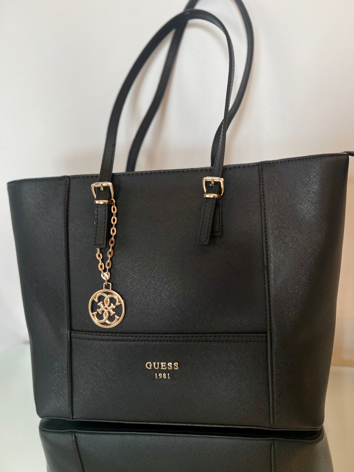 Guess large tote bag