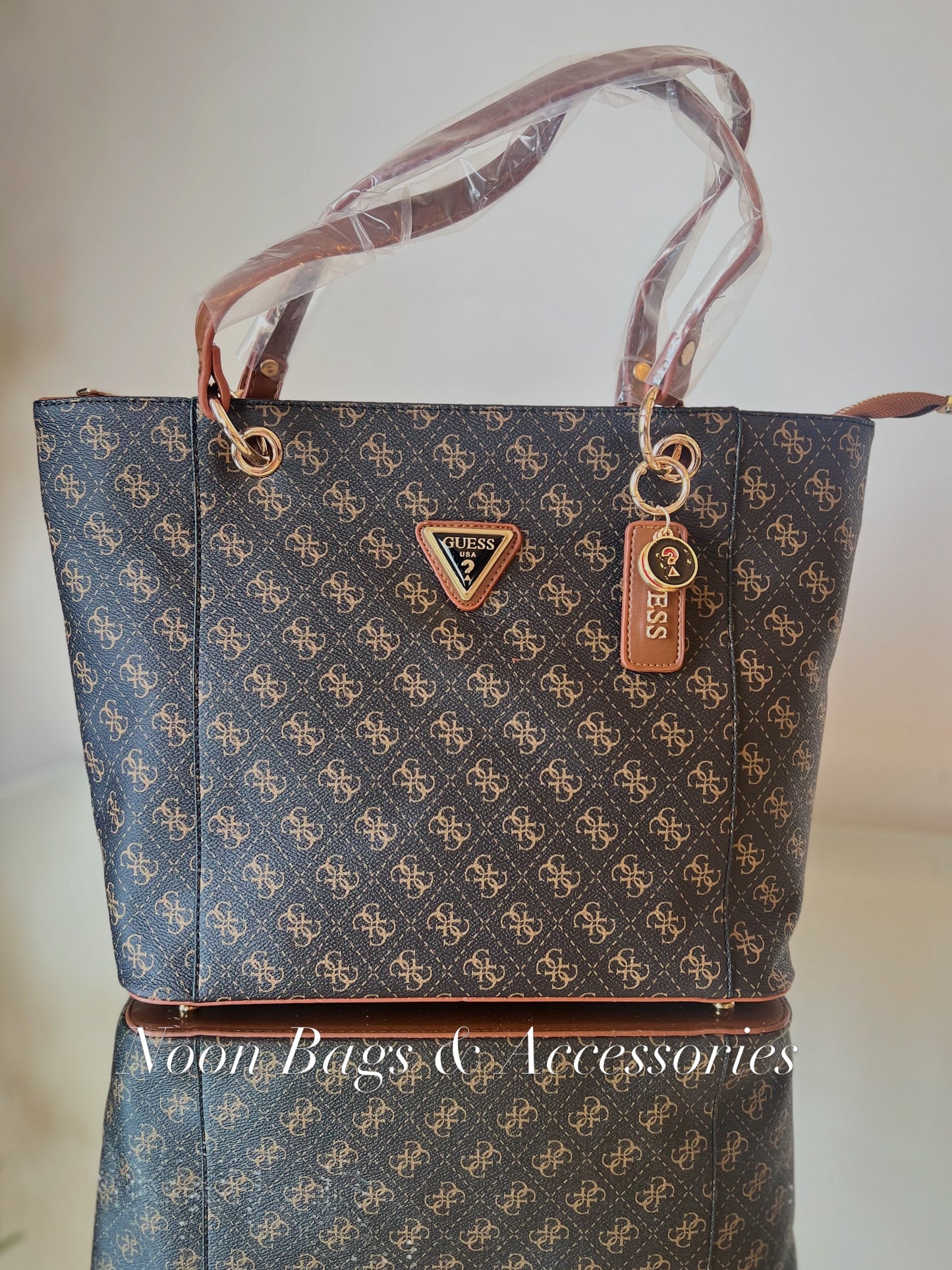 Guess large tote bag