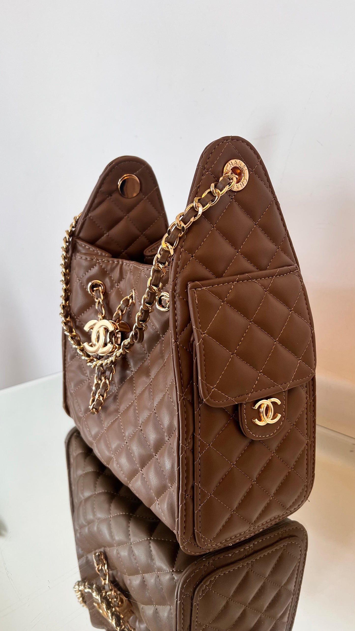 Chanel25 shoulder bag