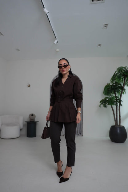Two-piece shirt (wrappable like a skirt) in brown poplin fabric with an elegant design