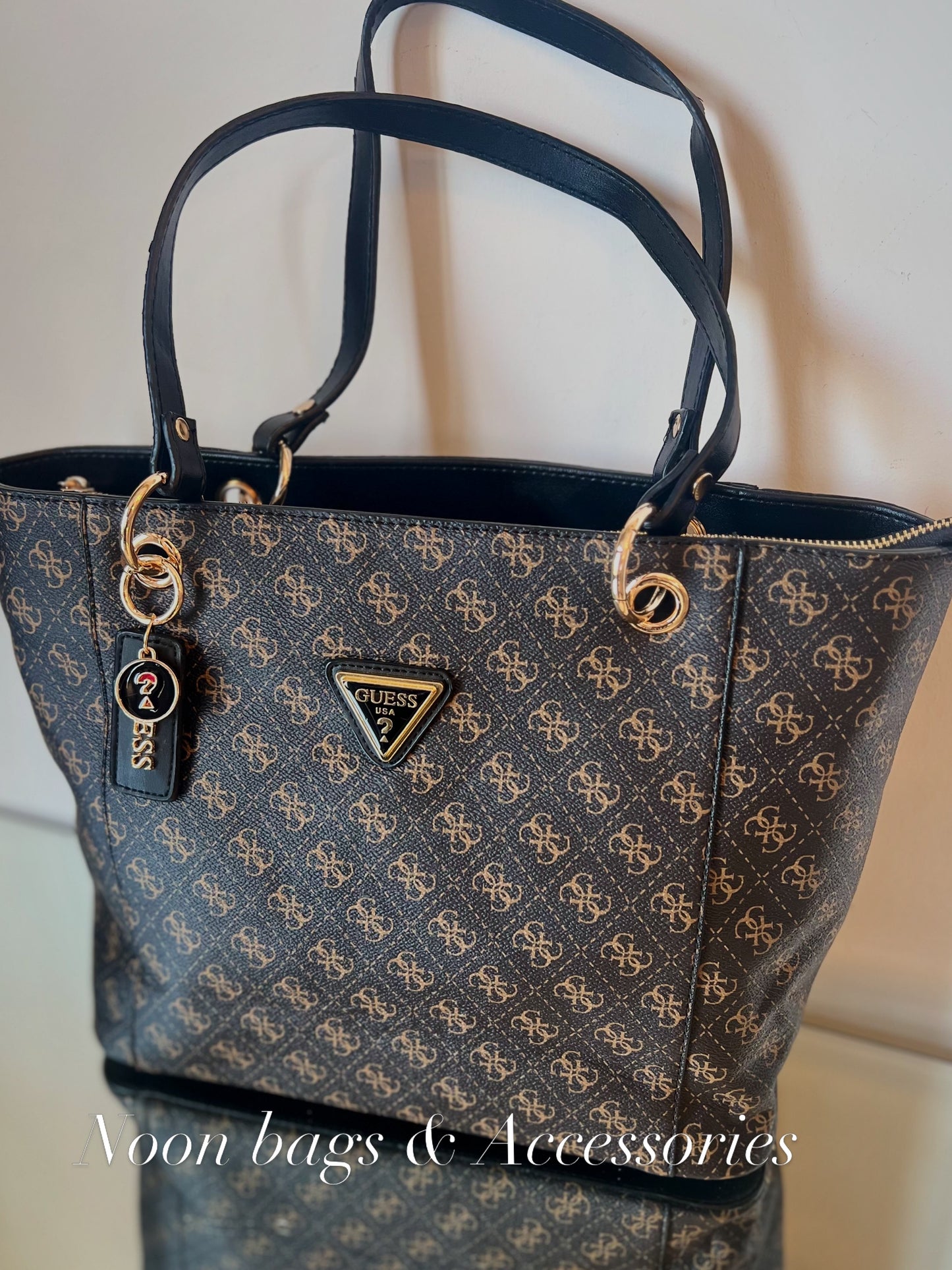 Guess large tote bag