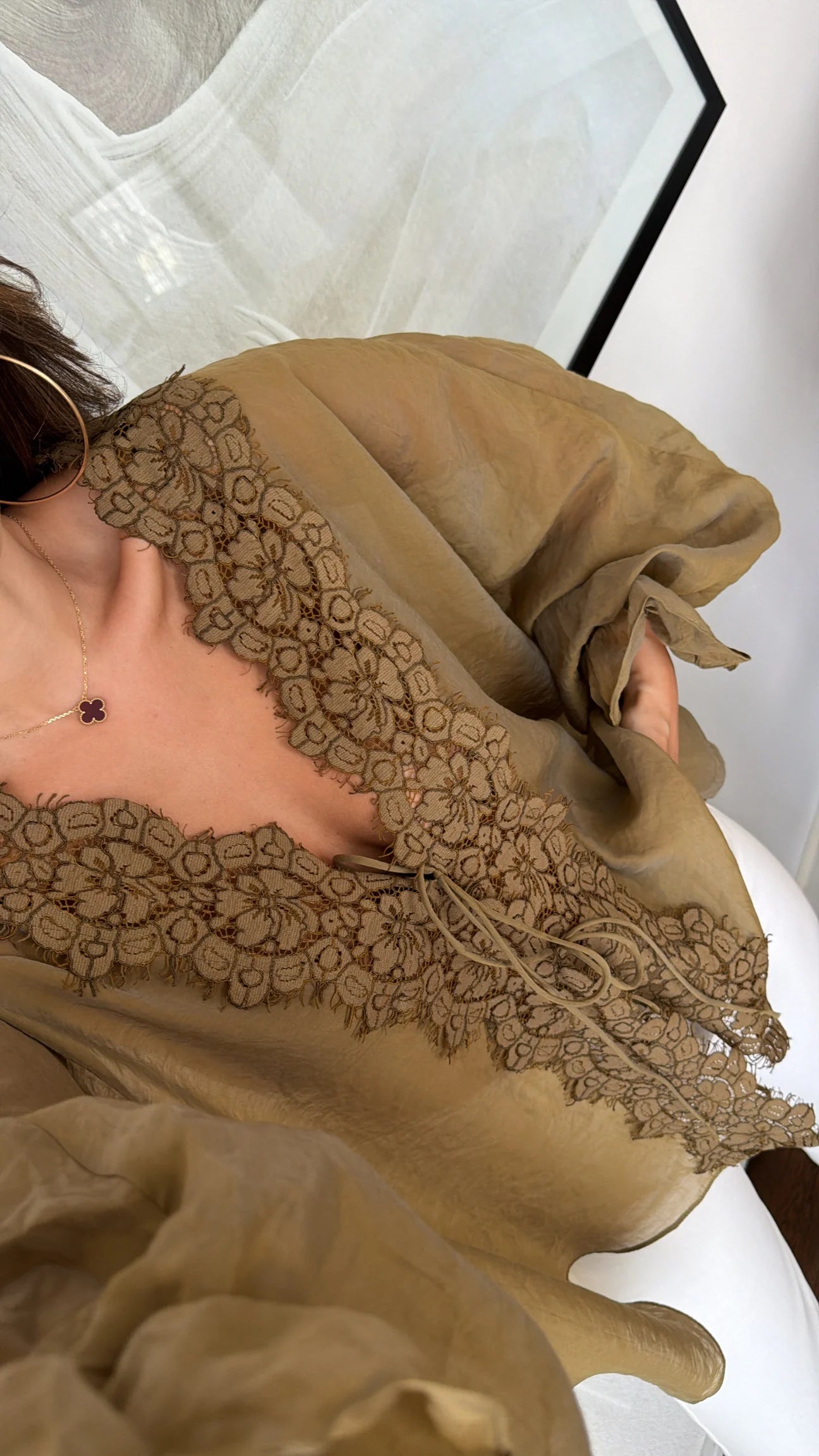 LACE-DETAILED TIE-UP CHIFFON SHIRT