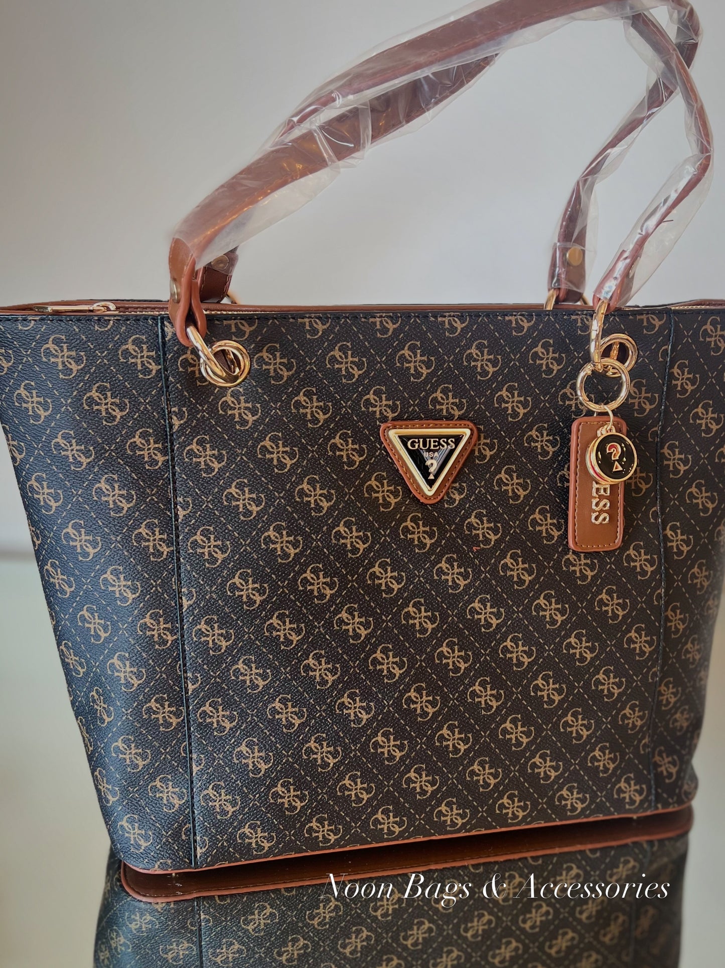 Guess large tote bag
