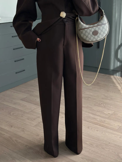 Balloon Sleeve waist-fitted pleated suit