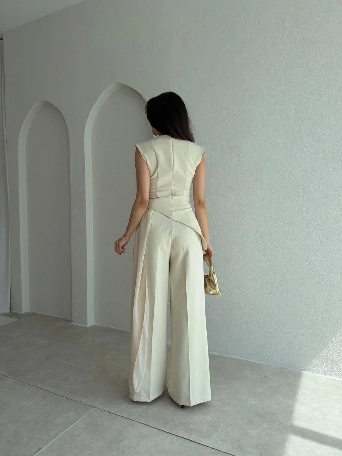 Tulle Detail, Asymmetrical Cut, beige Set