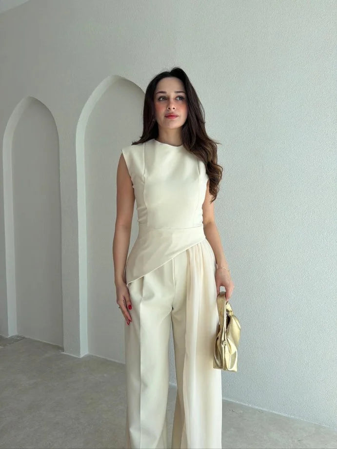 Tulle Detail, Asymmetrical Cut, beige Set