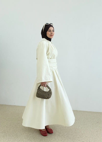Premium Two-Piece Set Featuring a Waist-Fitting Maxi Skirt and Adjustable-Cuff Sleeve shirt - Vanilla