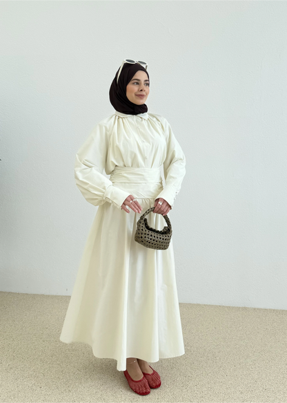 Premium Two-Piece Set Featuring a Waist-Fitting Maxi Skirt and Adjustable-Cuff Sleeve shirt - Vanilla