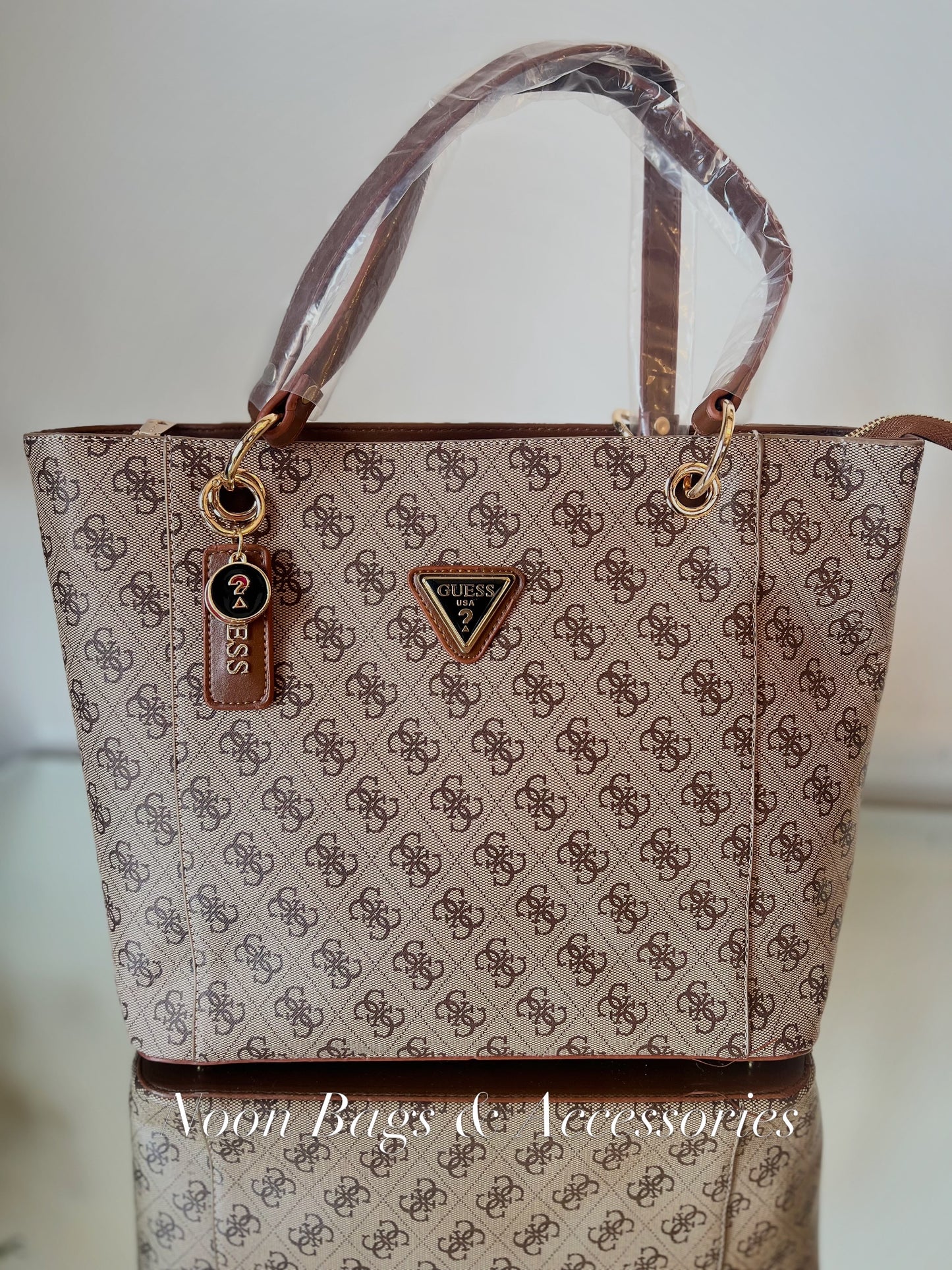 Guess large tote bag