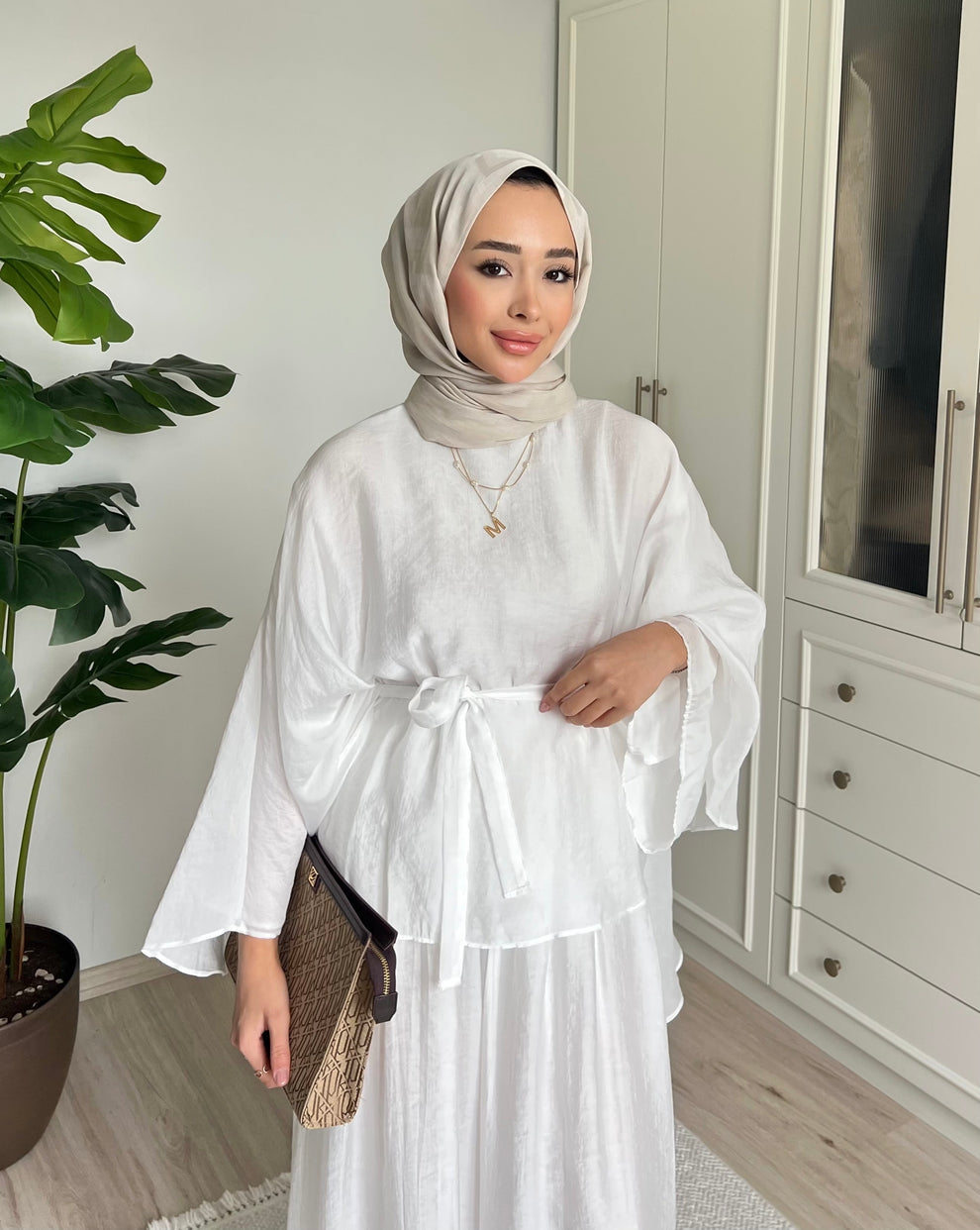 Soft Petal Tie-Waist Set - white