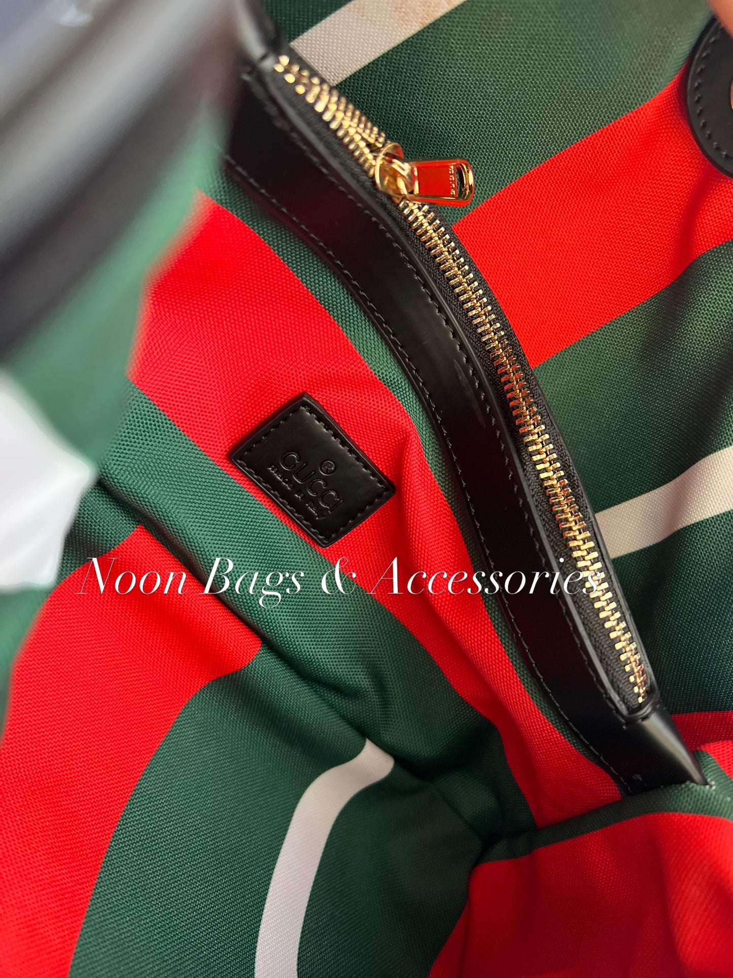 Gucci medium tote bag