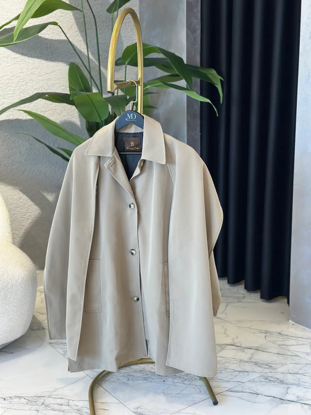 Massimo dutti trenchcoat with removable scarf