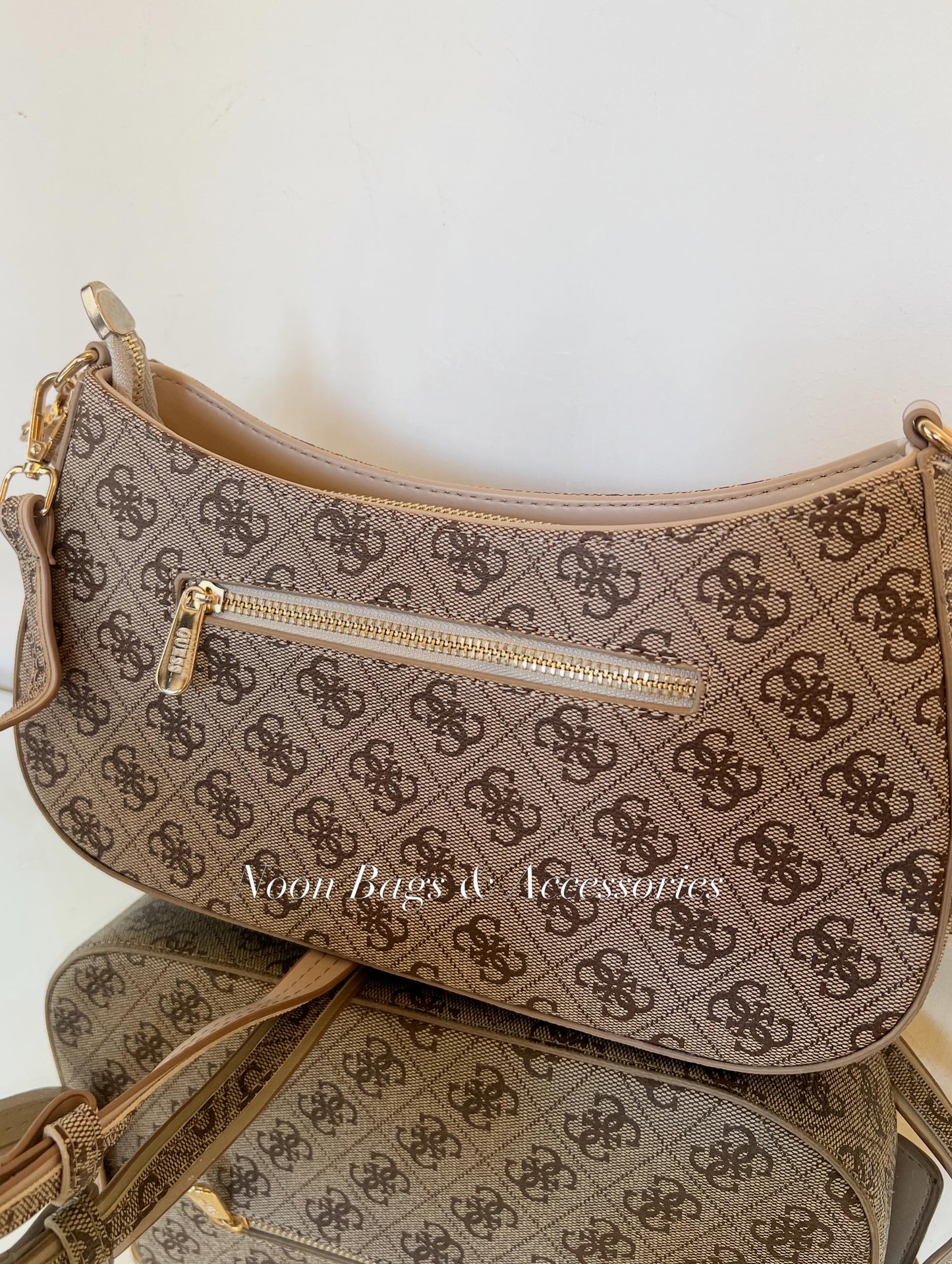 Guess shoulder/ cross body bag
