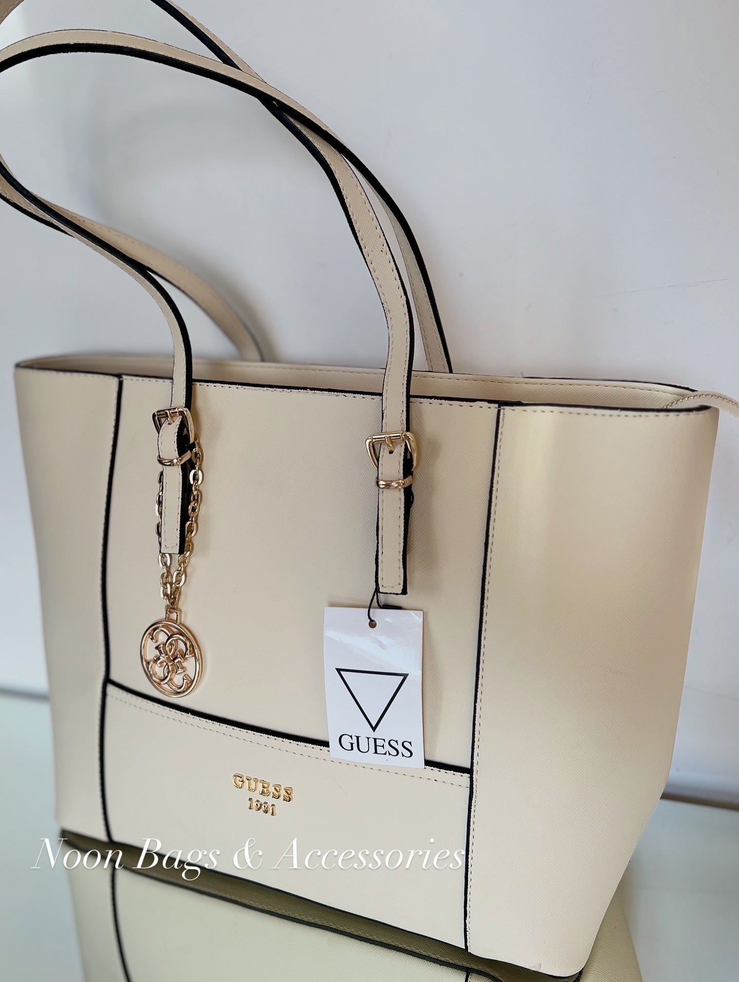 Guess large tote bag