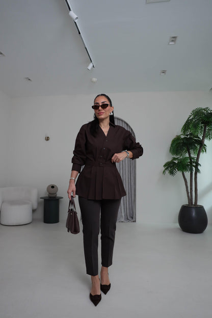 Two-piece shirt (wrappable like a skirt) in brown poplin fabric with an elegant design
