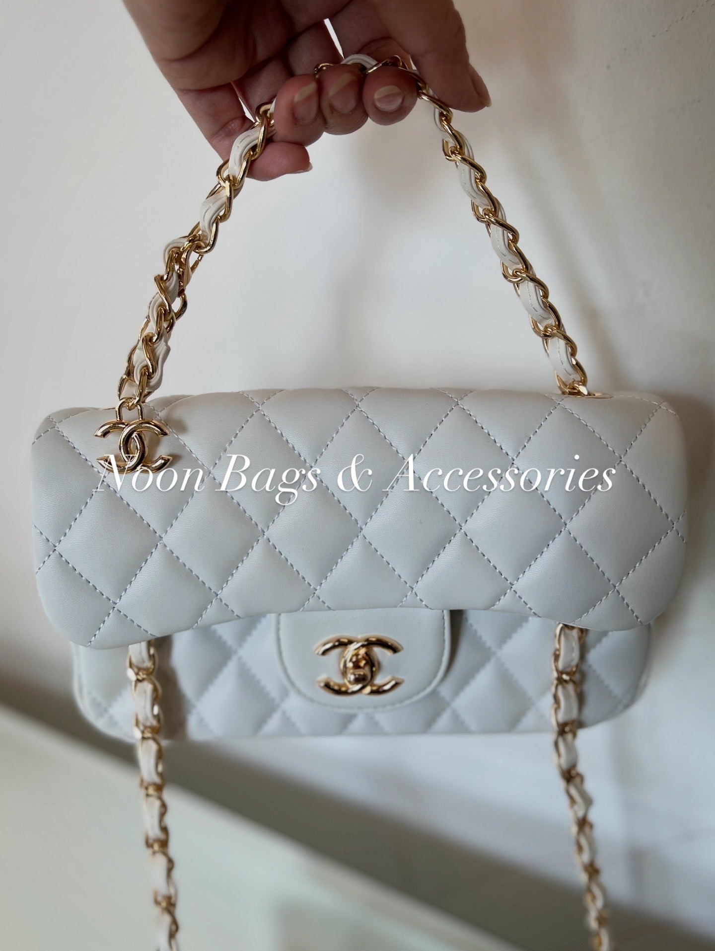 Chanel classic small