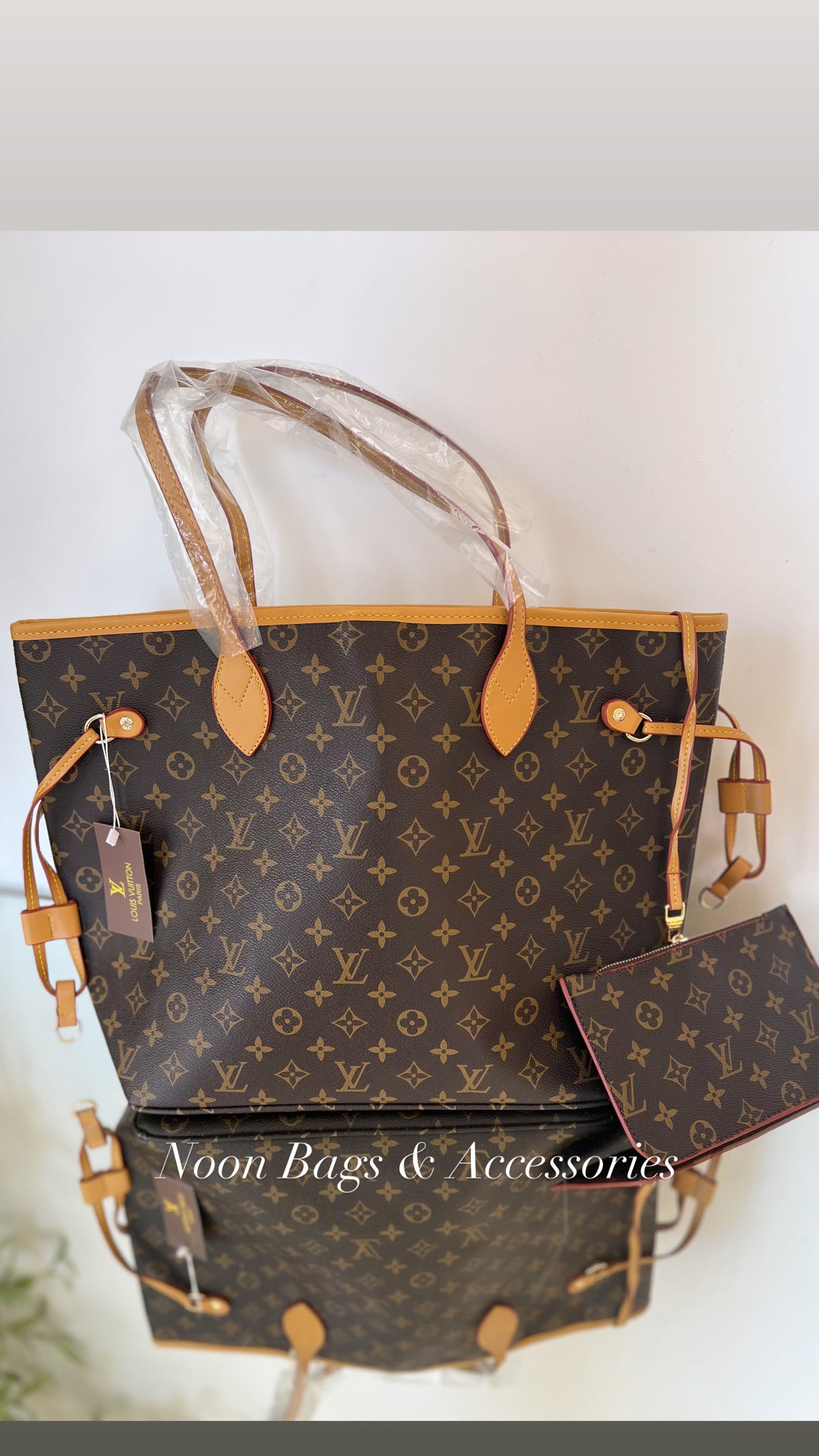 LV Never full tote bag
