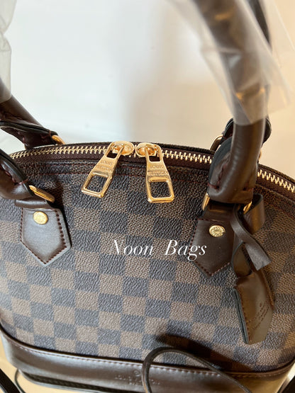LV Alma medium size