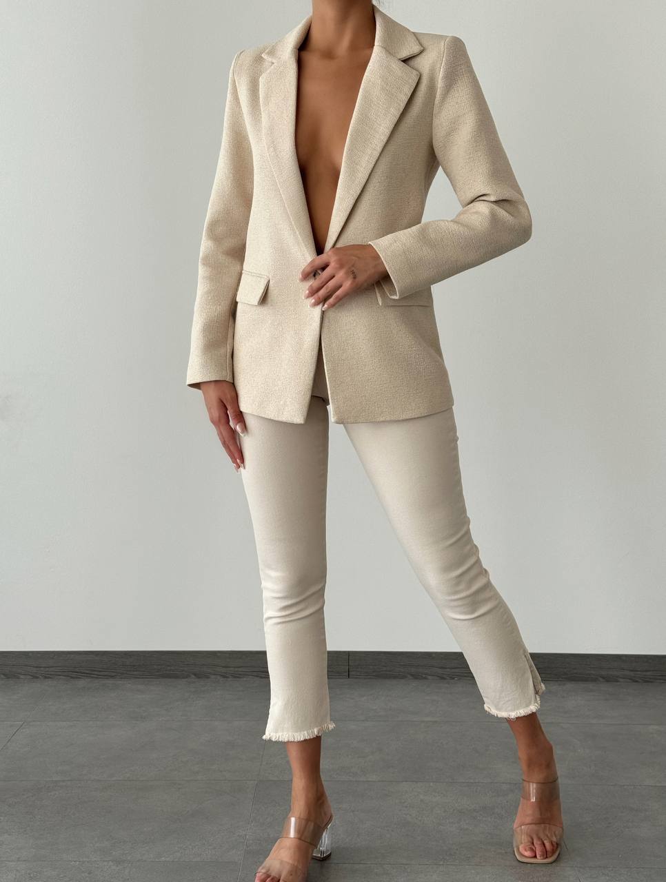 Hollow linen fabric blazer