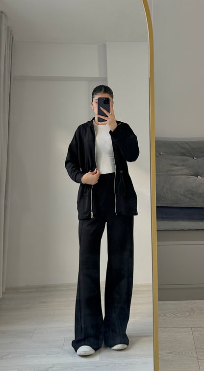 Oysho Long jacket with adjustable waist, high collar and soft-touch modal Straight-leg trousers with crease