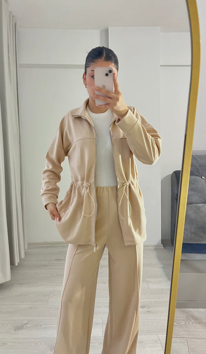Oysho Long jacket with adjustable waist, high collar and soft-touch modal Straight-leg trousers with crease