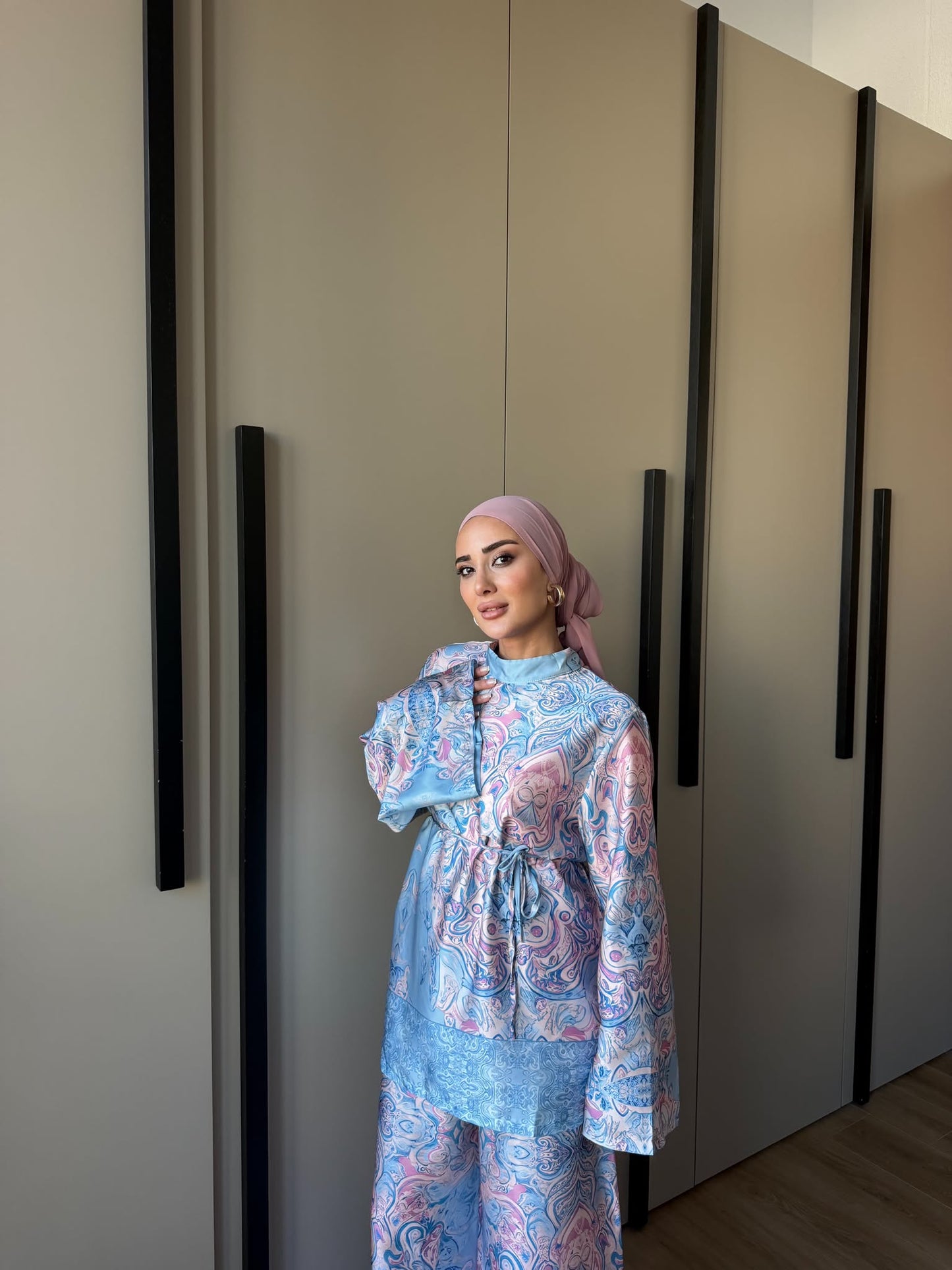 Printed satin set