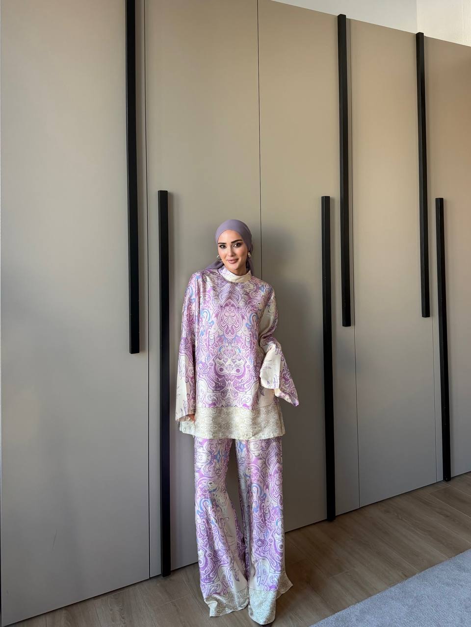 Printed satin set