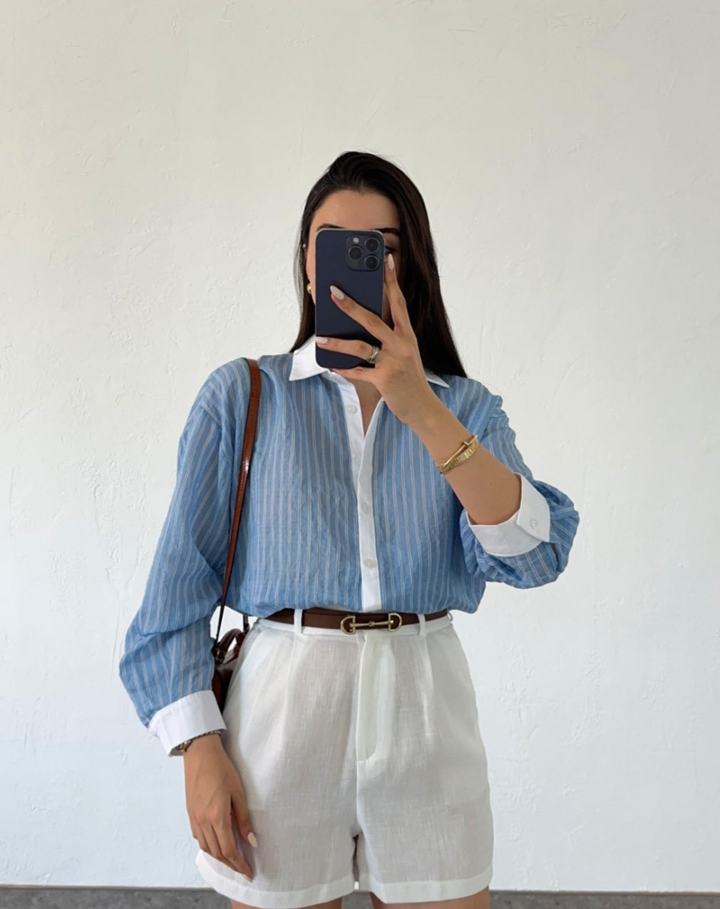 Striped shirt with white collar