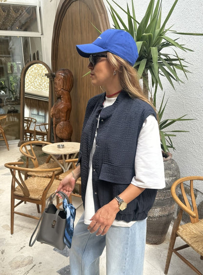 Capitone vest