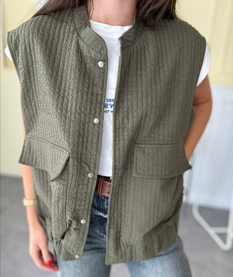 Capitone vest