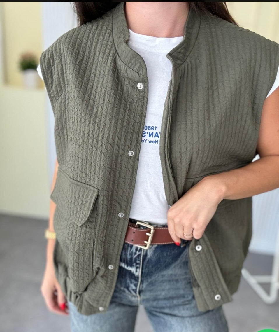 Capitone vest