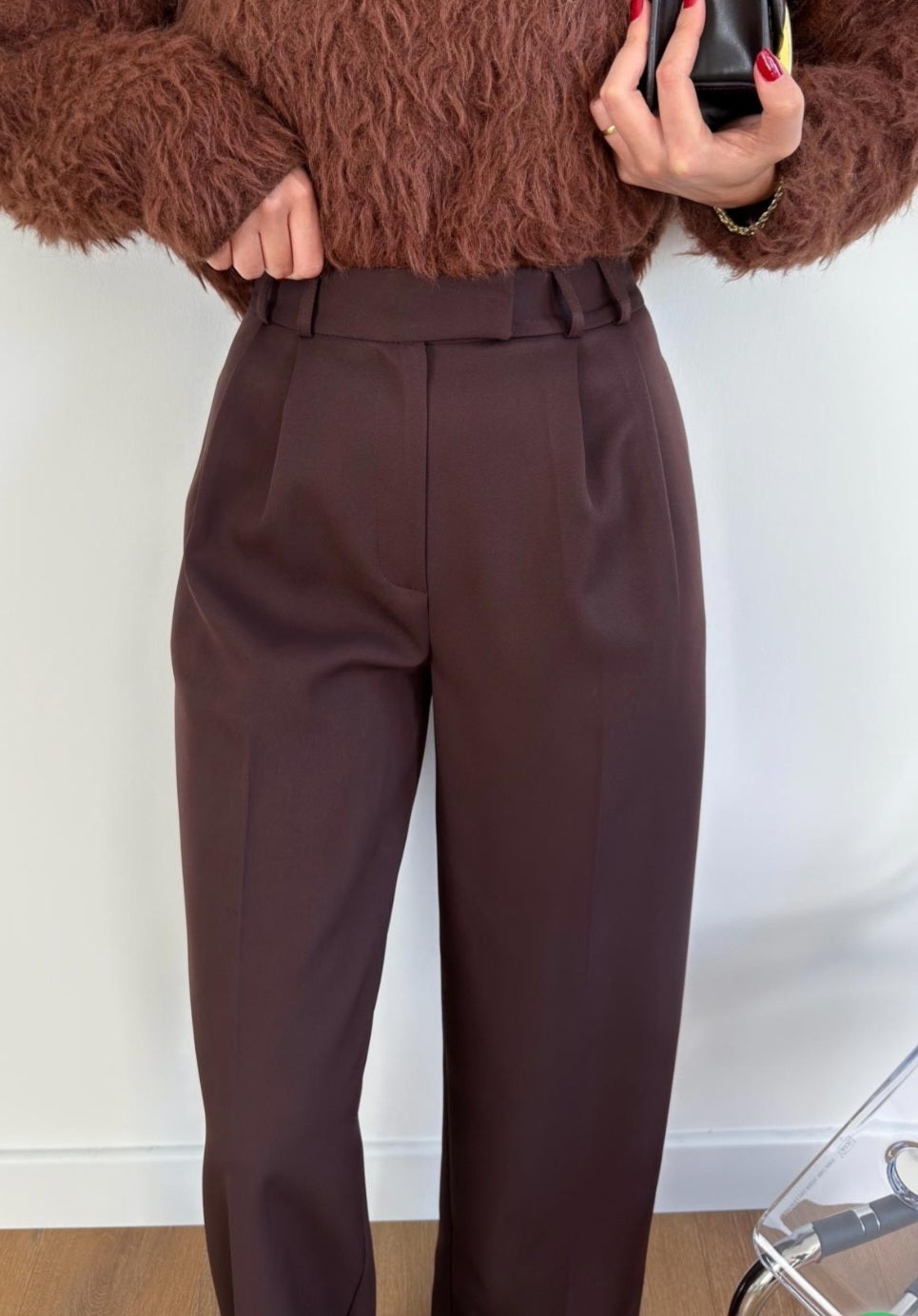 Wide-leg trouser with pleats