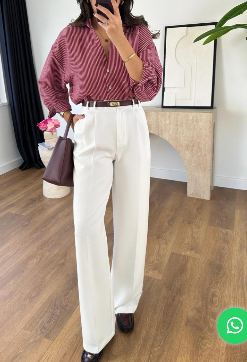 Wide-leg trouser with pleats
