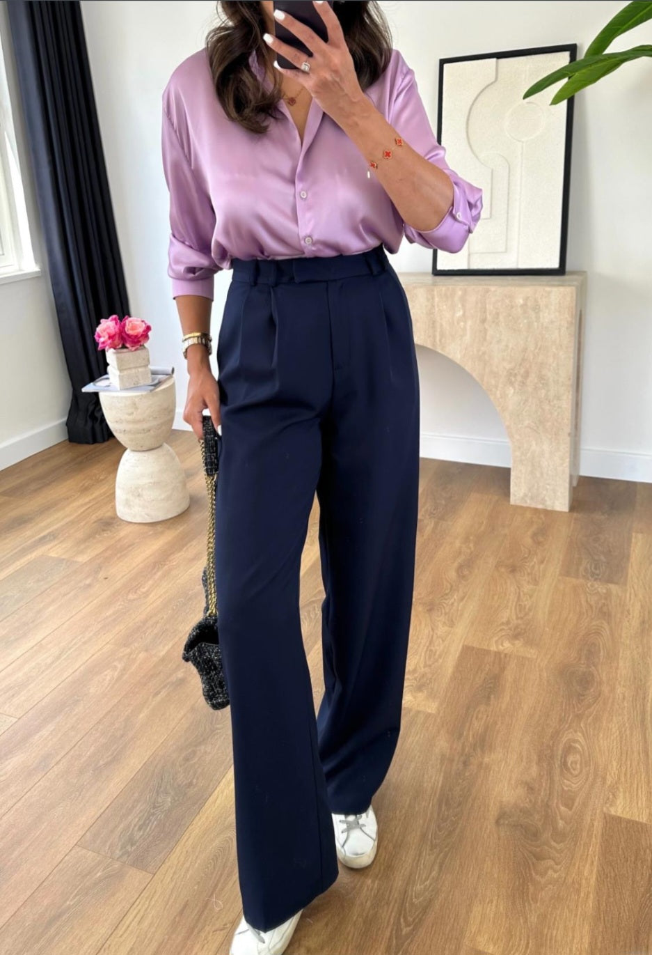 Wide-leg trouser with pleats