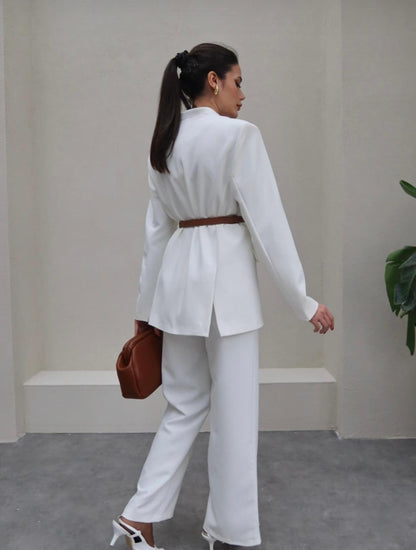 Oversize suit