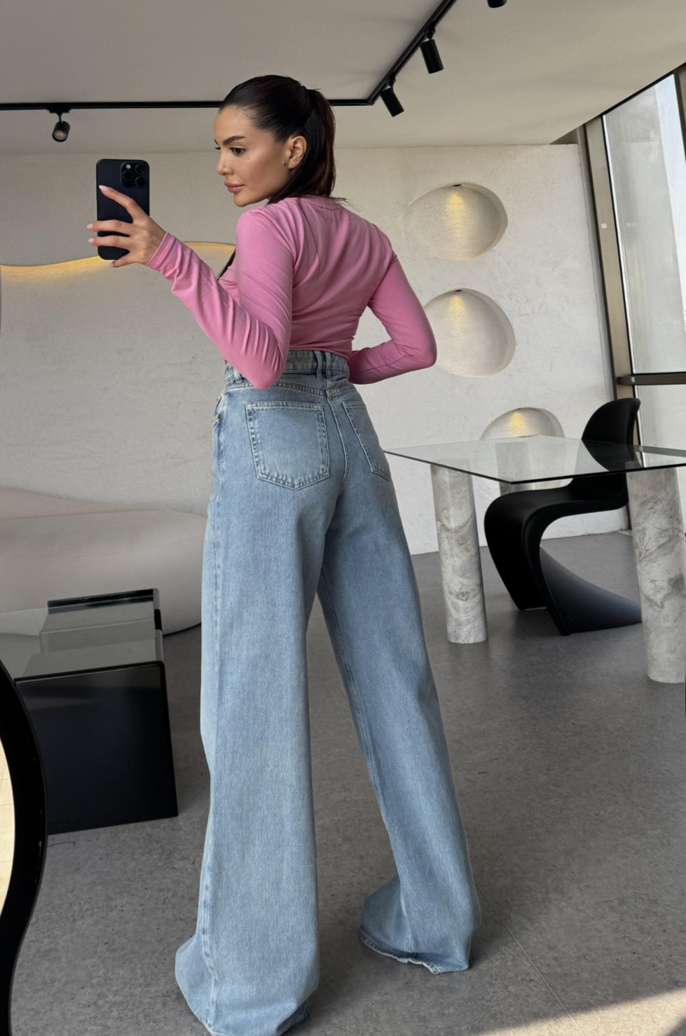 Wide leg jeans