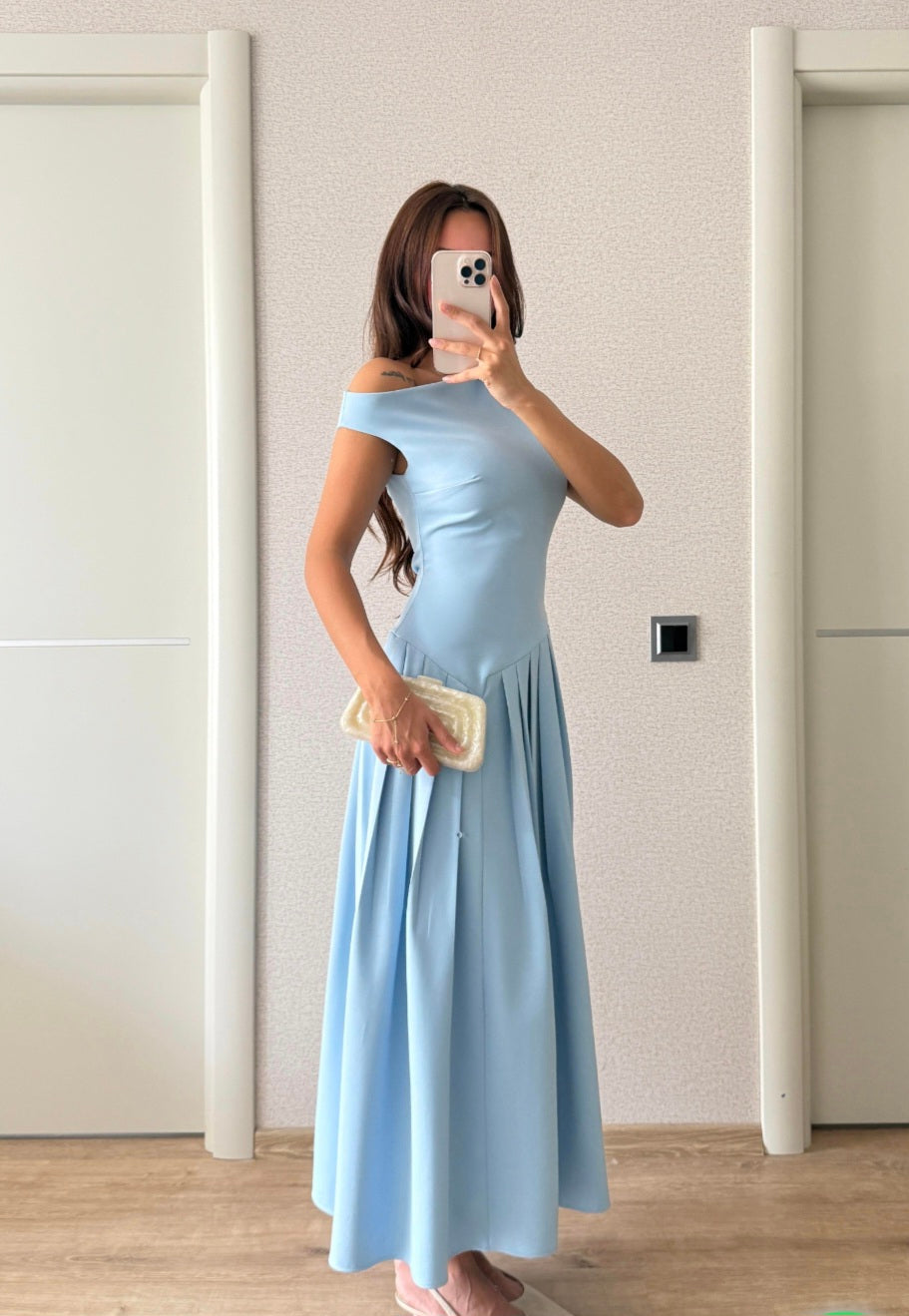 Asymmetric Collar pleated dress - blue