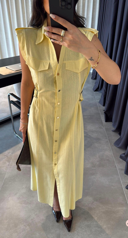 ZR model linen dress