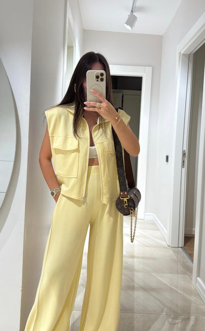 Vest with wide leg trouser oysho fabric tracksuit