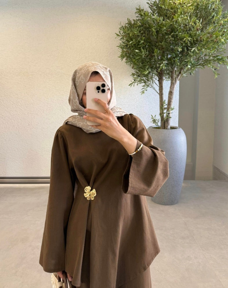 Brooch Waist Detailed Linen Suit
